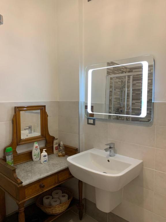 Apartamento A 10 Minuti Di Metro Dal Centro Turín Exterior foto