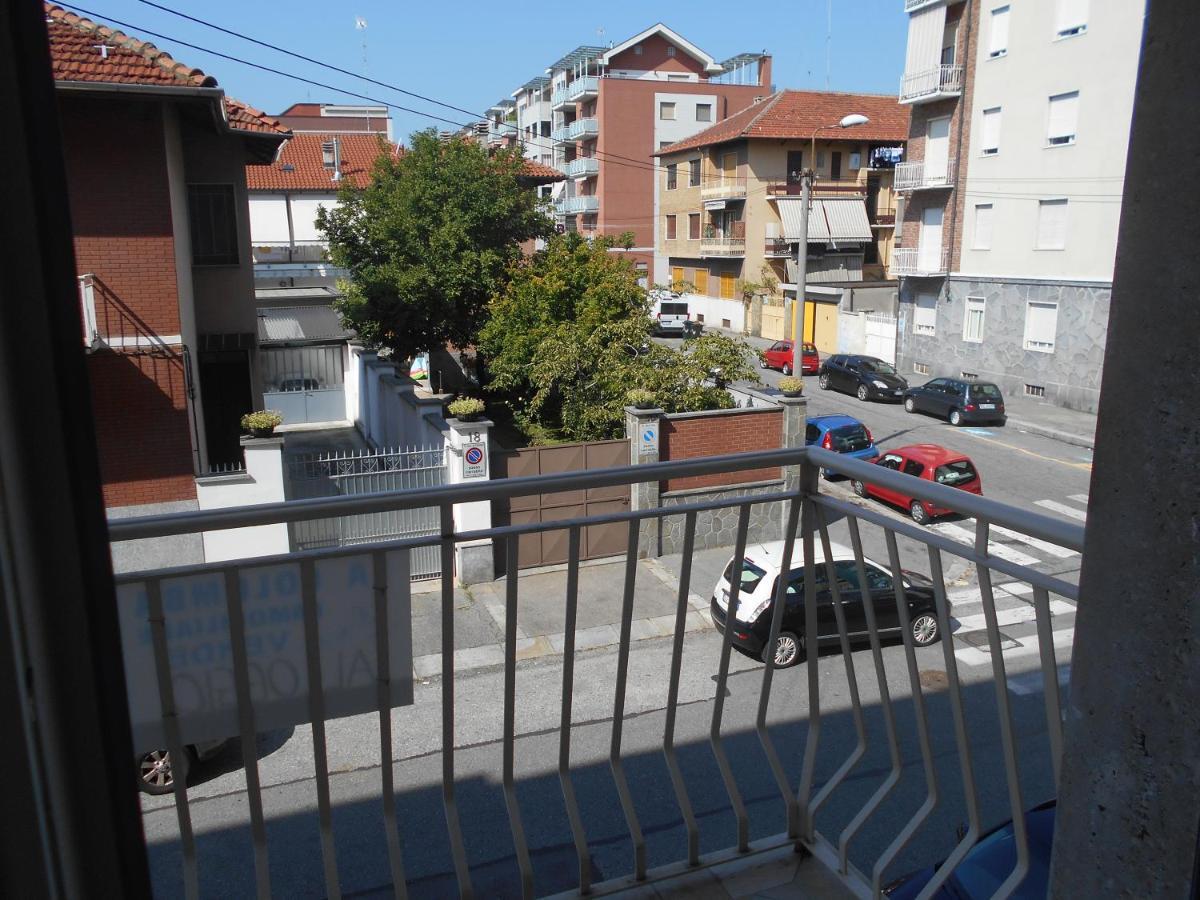 Apartamento A 10 Minuti Di Metro Dal Centro Turín Exterior foto